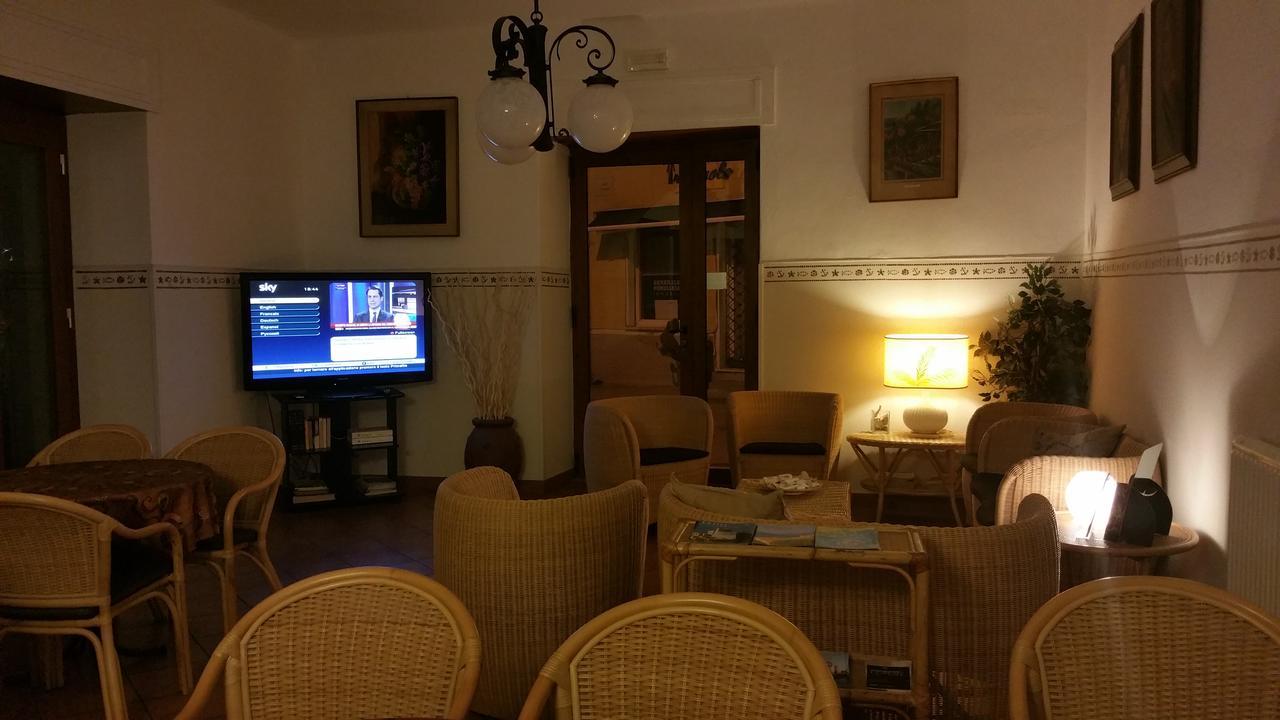 Albergo Nettuno Lerici Extérieur photo
